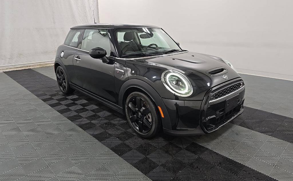 mini hardtop 2 door 2024 WMW53DH02R2V10583 image mini hardtop 2 door 2024 WMW53DH02R2V10583 image